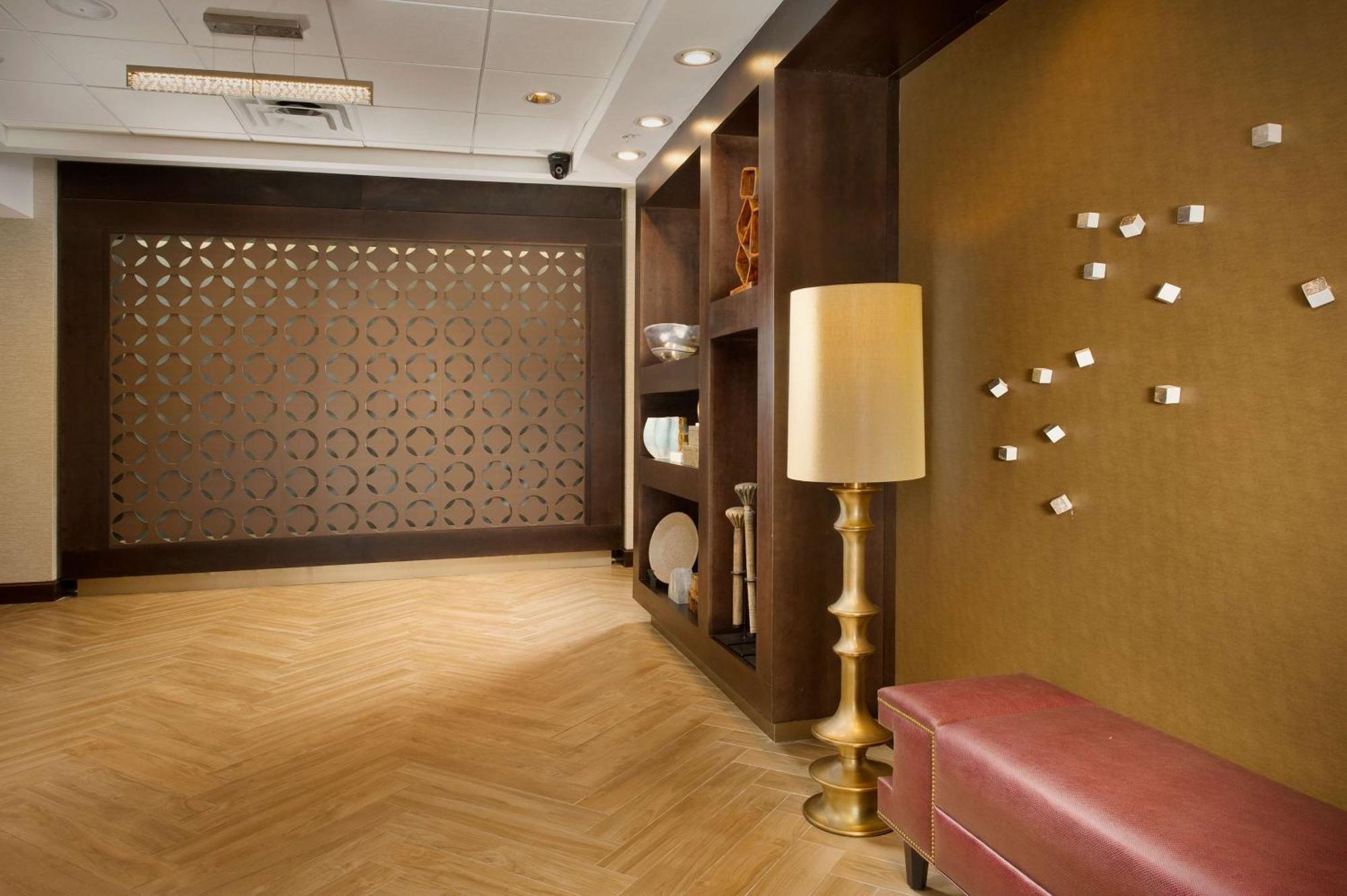 Hampton Inn & Suites San Antonio-Downtown/Market Square Екстериор снимка