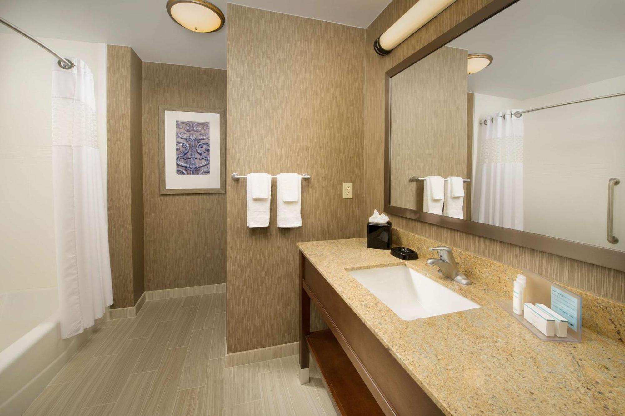 Hampton Inn & Suites San Antonio-Downtown/Market Square Екстериор снимка