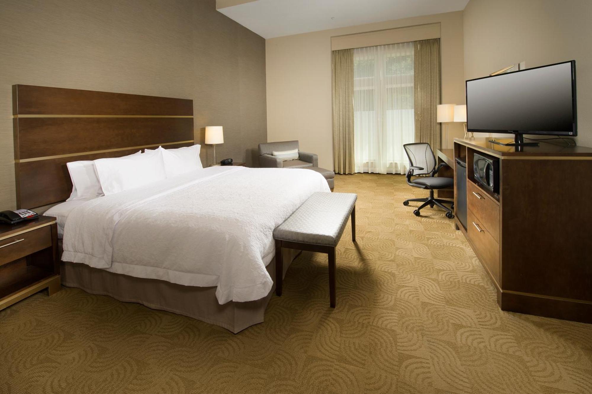 Hampton Inn & Suites San Antonio-Downtown/Market Square Екстериор снимка
